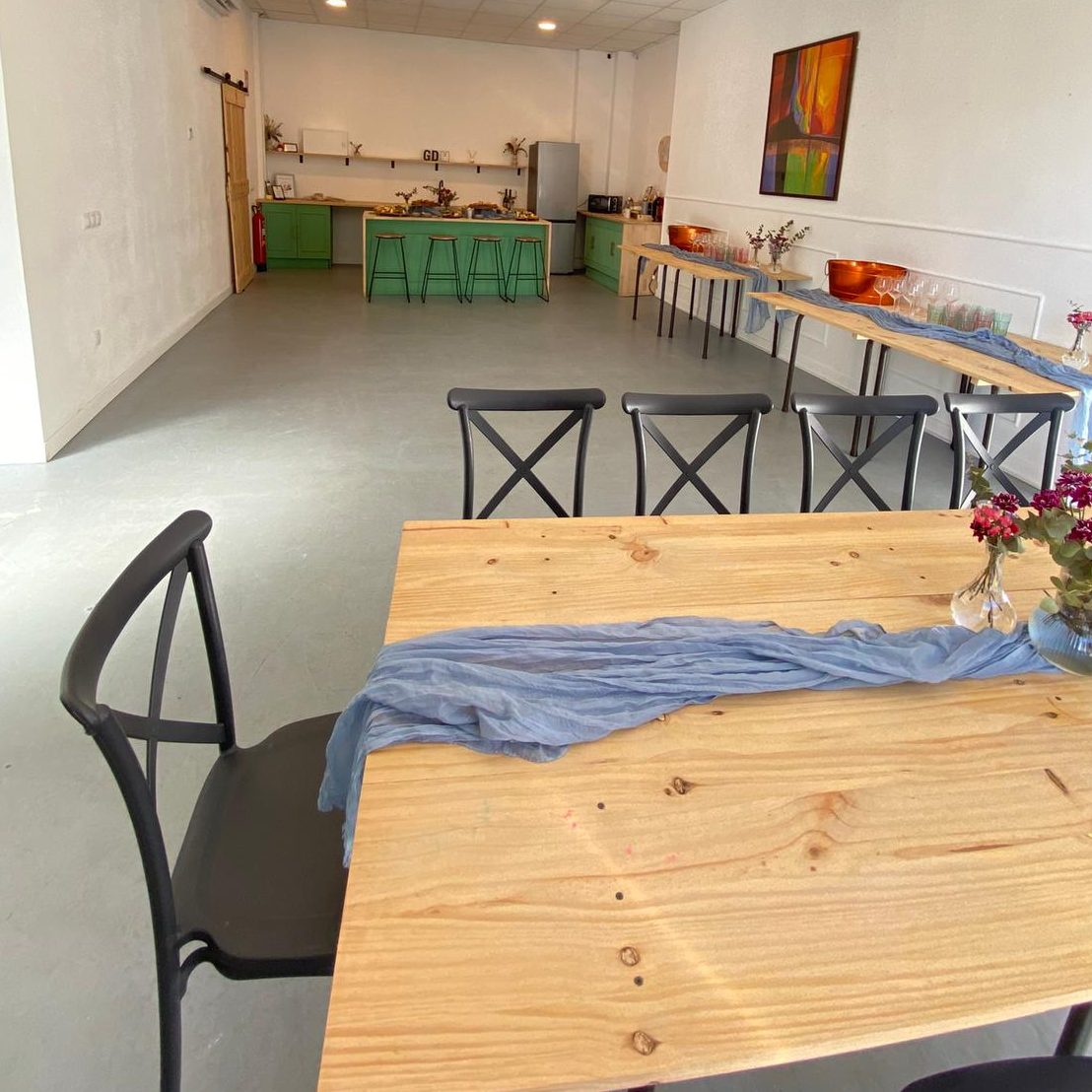espacio privado para grupos en Valencia con aperitivo incluido