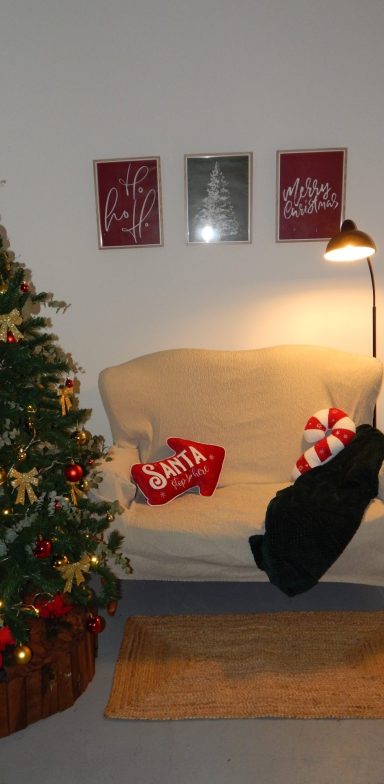 Montaje especial para celebración navideña en salón multiusos en Valencia