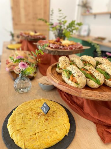 Celebración de 18 cumpleaños con ambiente cuidado y tranquilo