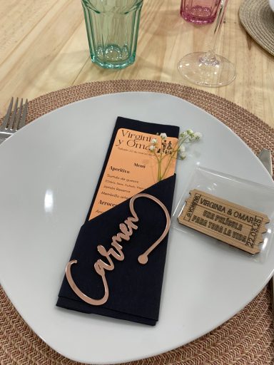 Mesa preparada para boda