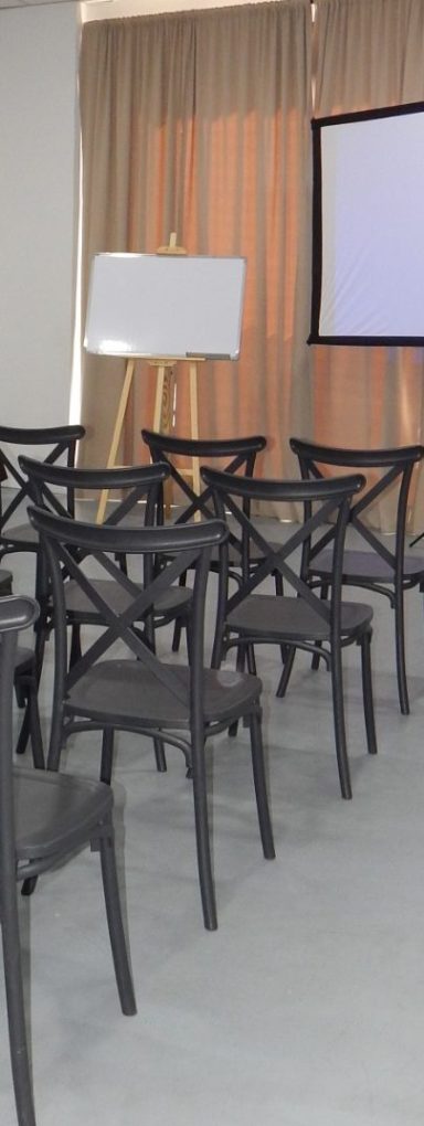 Alquiler de pantalla y proyector en Valencia