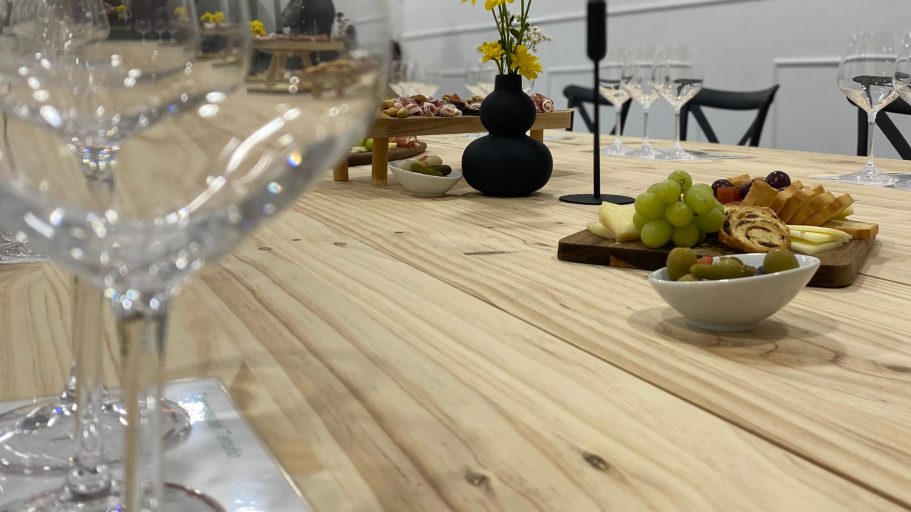 El equilibrio perfecto entre vino, ambiente y maridaje