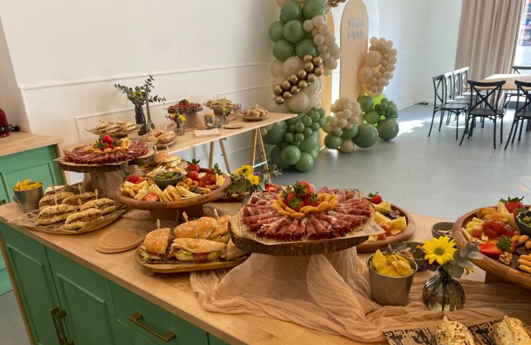 espacio decorado para celebración de baby shower en Patraix Valencia