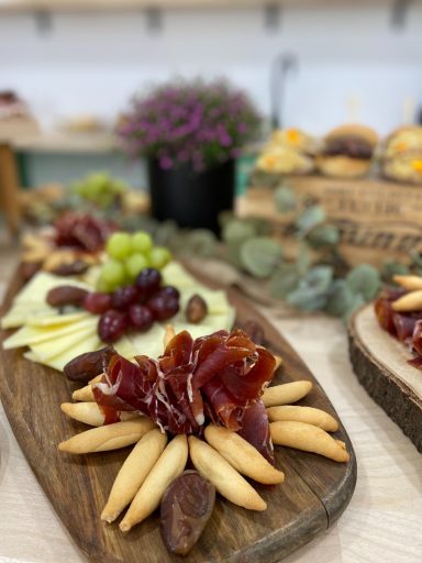 Espacio acondicionado para celebración de comunión en Valencia