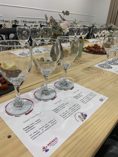 Montaje especial para cata de vinos guiada para grupos