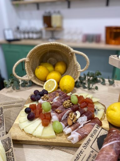 Presentación cuidada de gastronomía