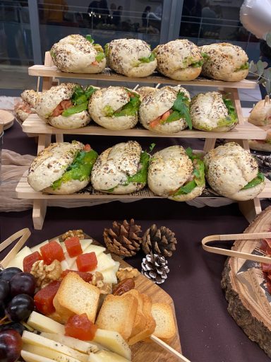 Catering a domicilio presentado para evento privado