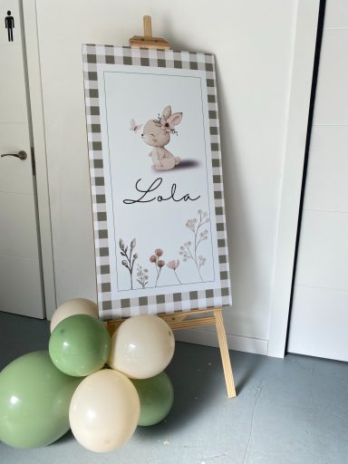 Welcome personalizado con vinilo en evento de baby shower